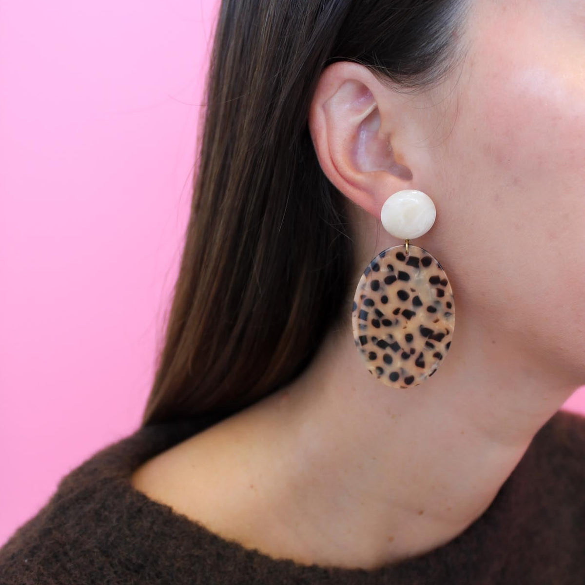 Boucles d’oreilles Ines – Crème  & Léopard