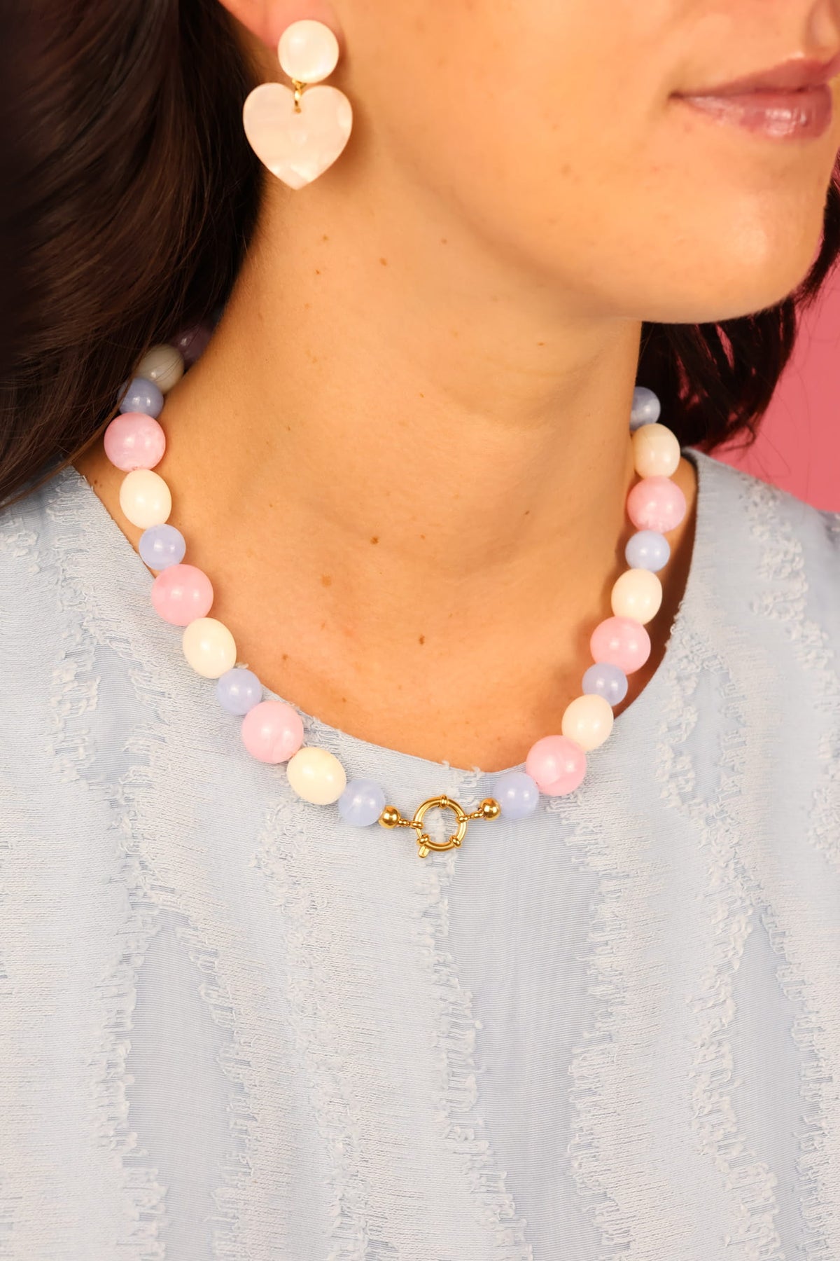Boucles d’oreilles mini Cœur – Nacre et crème